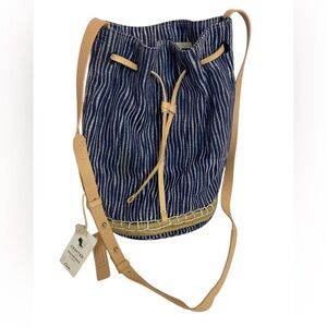 Clarks Canvas & Leather Large Summer Nautical Look Bucket Bag Purse New